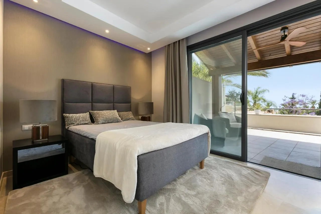 Luxorious Duplex Marbella 아파트