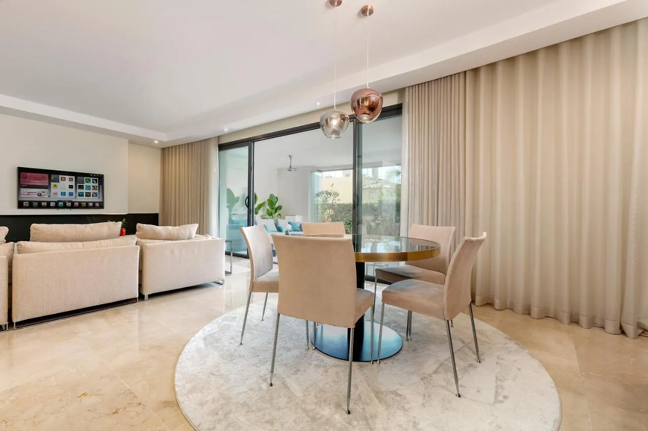 Luxorious Duplex Marbella Apartment